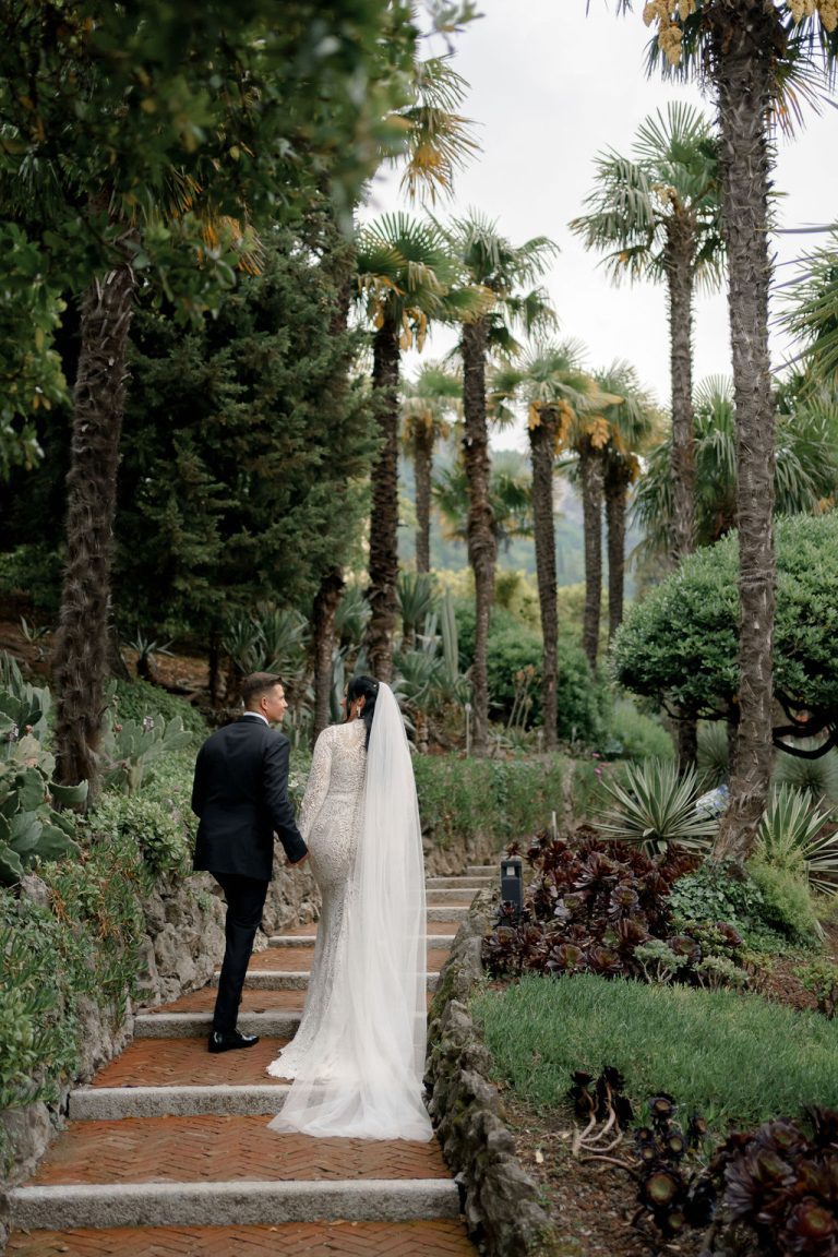 Bride and Groom Villa Cipressi Lake Como -