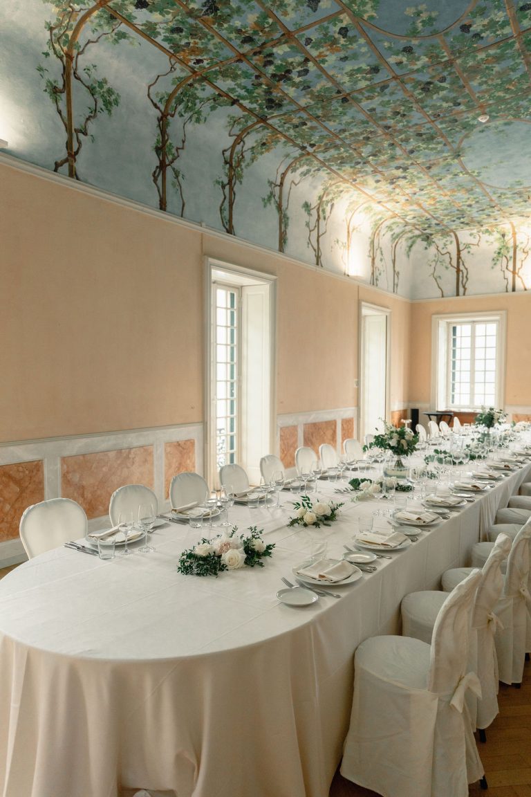 Villa Cipressi Dining Room